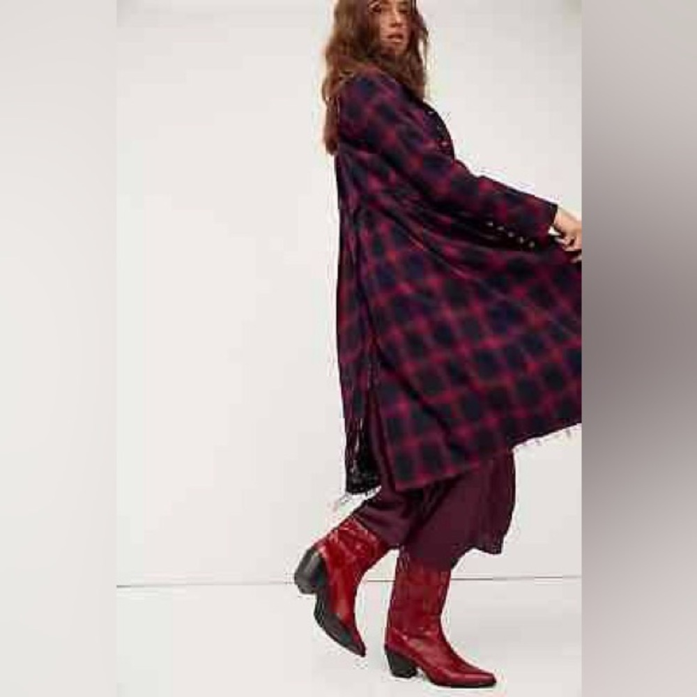 Free People Odessa Duster in Maroon - Picture 2 of 8